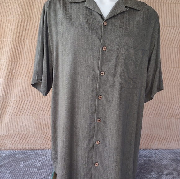 Roundtree & York NWT - Picture 2 of 15